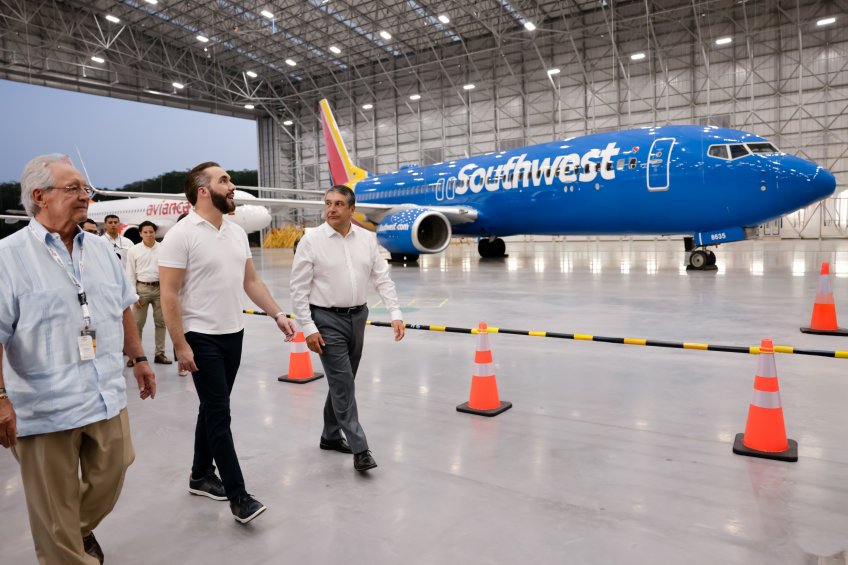 INAUGURACIONHANGAR7AEROMAN3