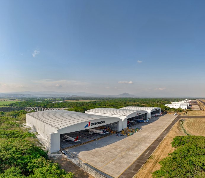 INAUGURACIONHANGAR7AEROMAN4
