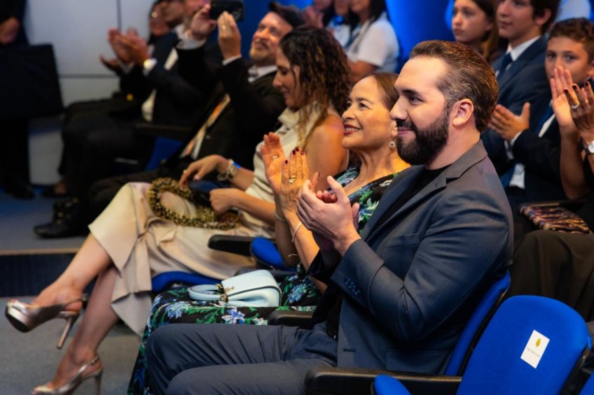 8HomenajealDrVictorJorgeSaca