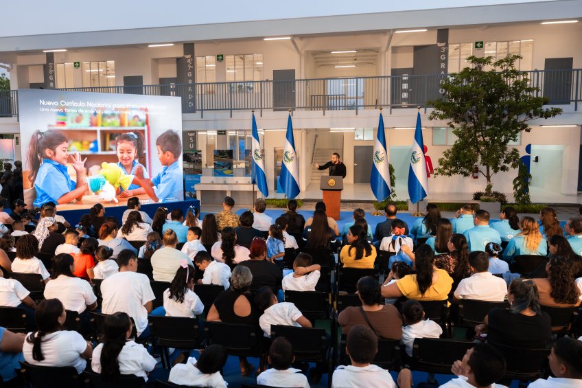 TERCERAINAUGURACION70ESCUELAS2ExD25