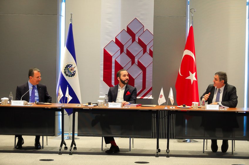 Reunión con Contratistas de Turquia