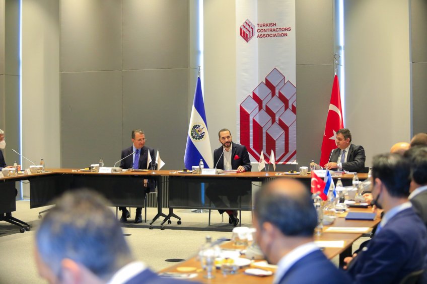Reunión con Contratistas de Turquia