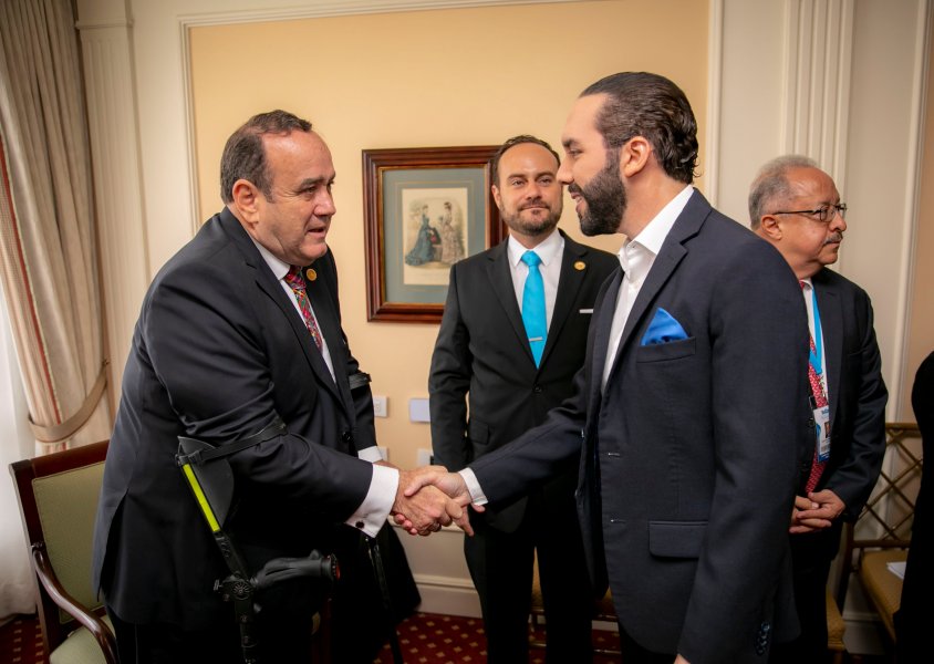 Reunión con Presidente electo de Guatemala.