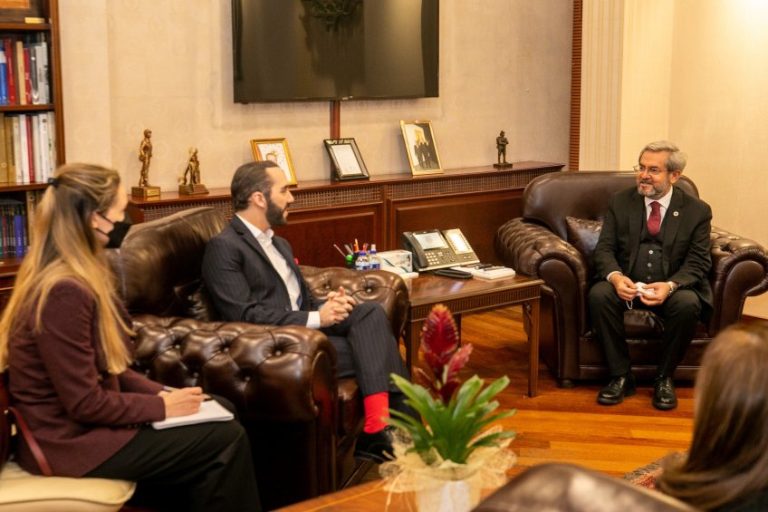 Reunion con Rector de Universidad de Ankara