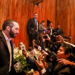 Entrevista con Periodistas.