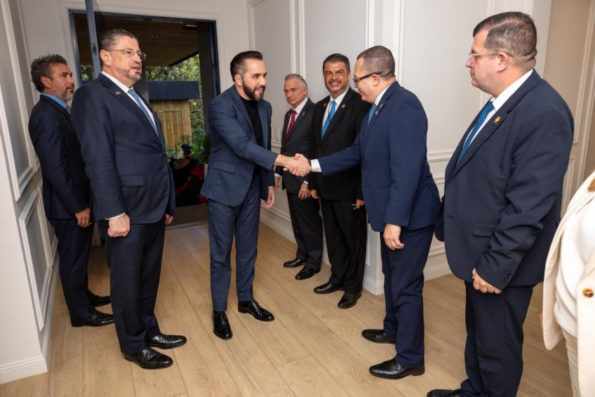 VisitaPresidentedeCostaRica3