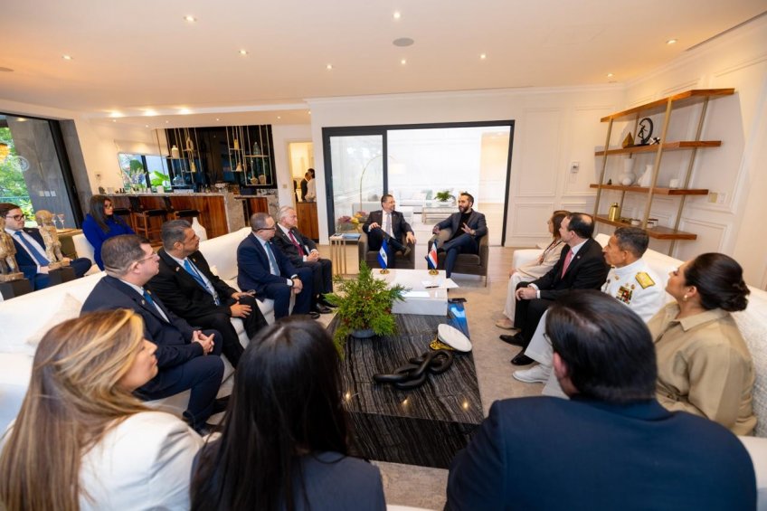 VisitaPresidentedeCostaRica4