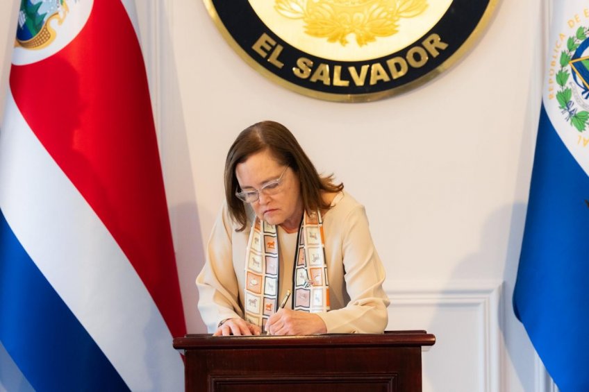 VisitaPresidentedeCostaRica20