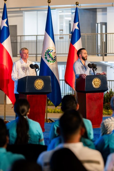 INAUGURACIONDE70NUEVASESCUELAS7