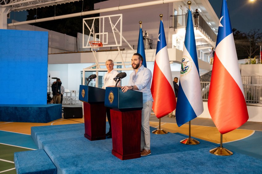 INAUGURACIONDE70NUEVASESCUELAS8